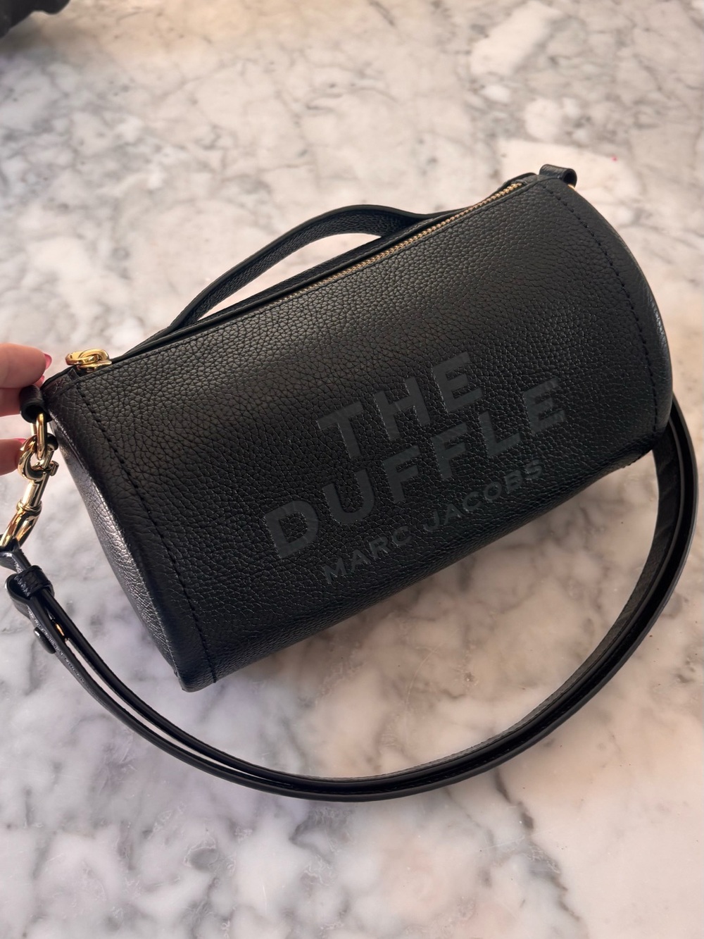 Marc Jacobs Black Pebbled Leather The Duffle Bag Crossbody - Picture 2 of 8
